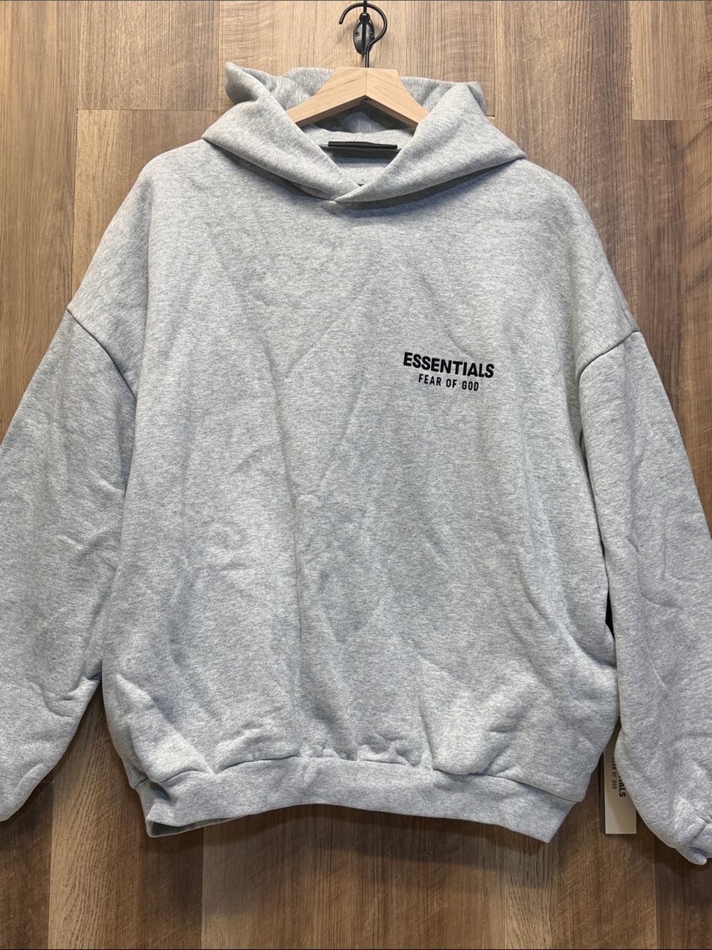 Fear of God ESSENTIALS Light Heather Grey Fleece Hoodie - Picture 2 of 9